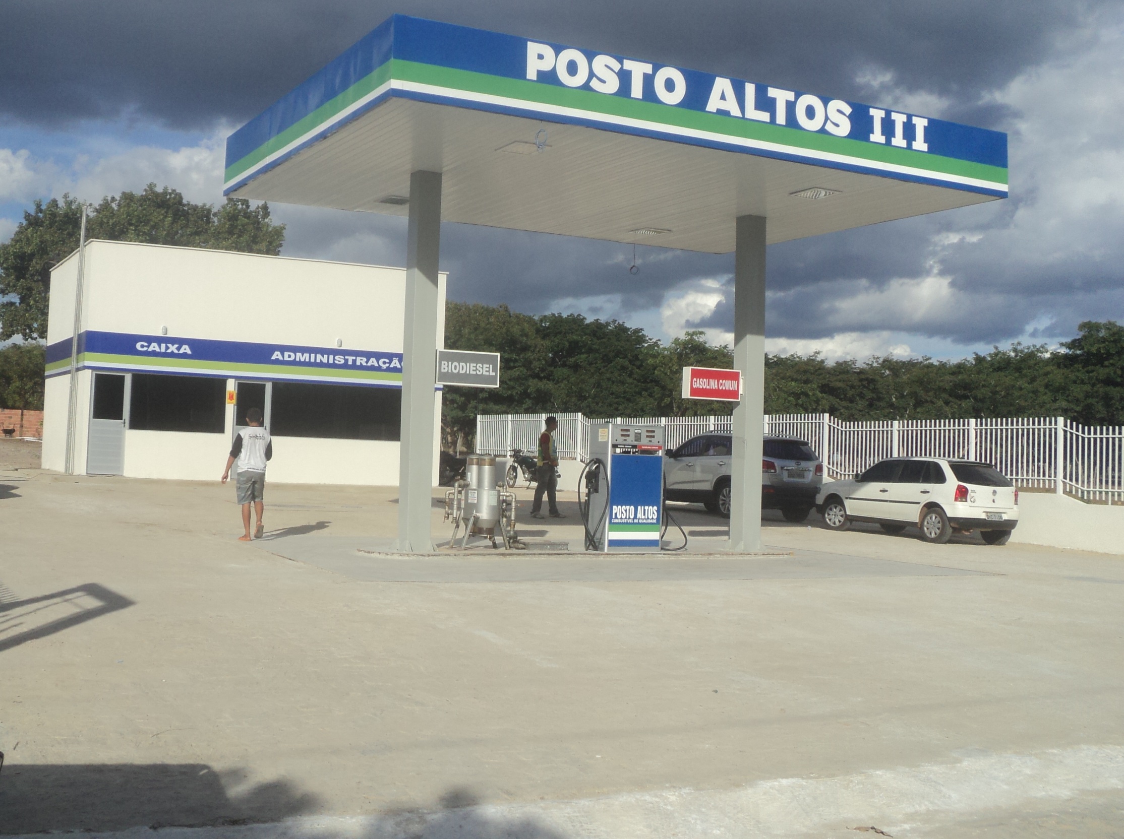 Empresário inaugura Posto Altos III em Pau D’Árco do Piauí